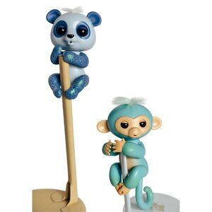 WowWee Fingerlings Panda Monkey Interactive Electronic Zoey Glitter Toy Works!